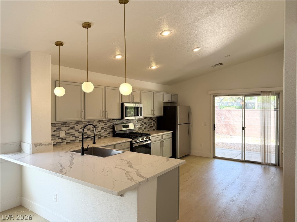 10510 PERFECT PEACE Lane