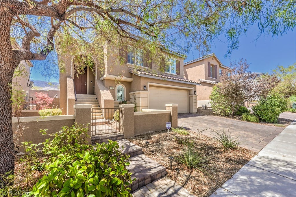 Photo of 913 Estes Cove Avenue, Henderson, NV 89012 (MLS # 2807021)
