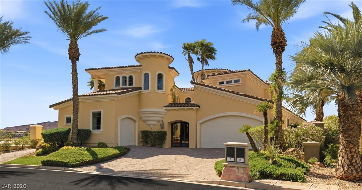 8 Rue Promenade Way