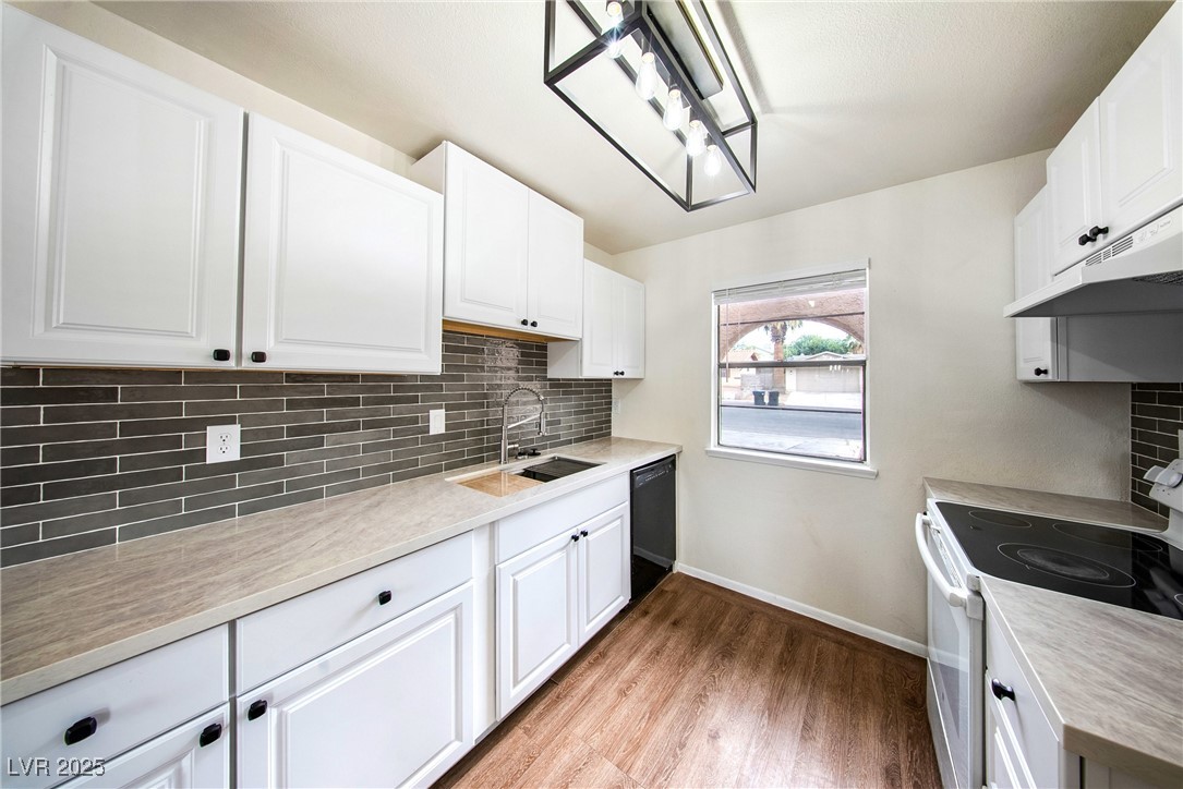 3135 La Mesa Drive