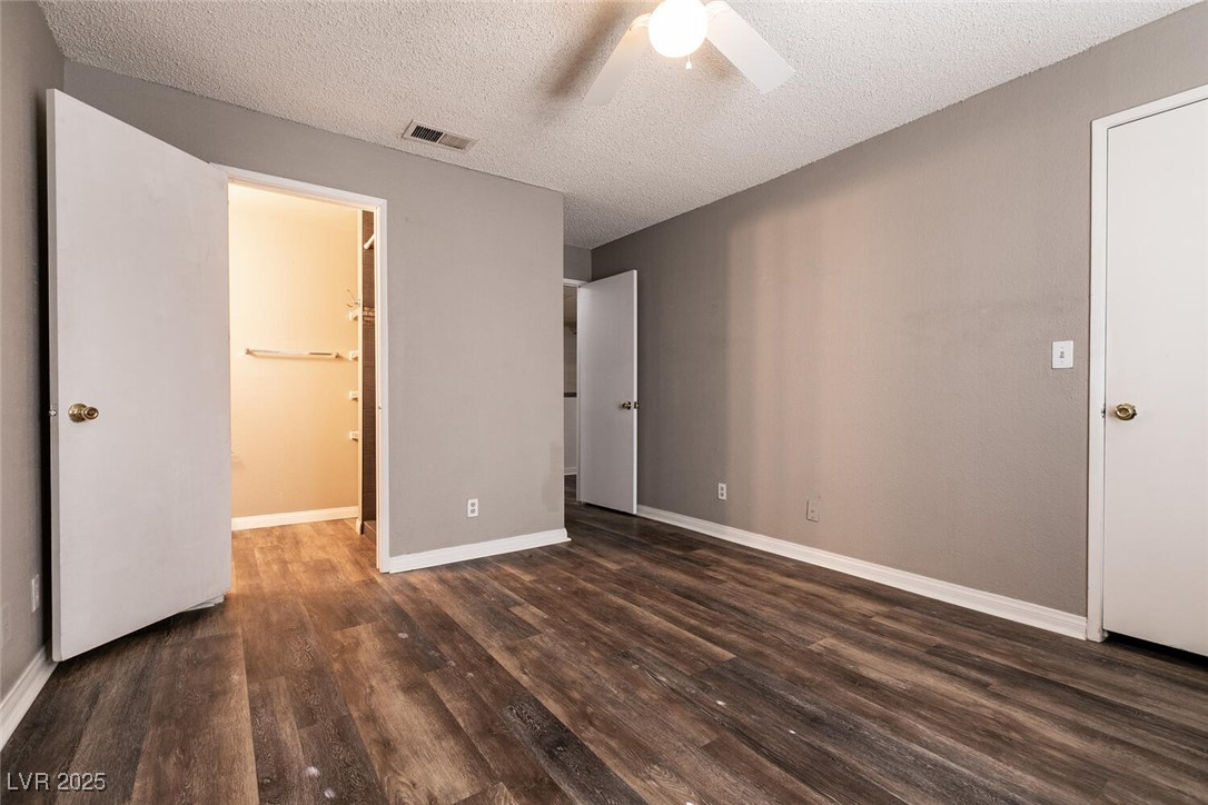 Las Vegas, Nevada 89117, United States, 2 Bedrooms Bedrooms, ,2 BathroomsBathrooms,Residential,Pending,16751