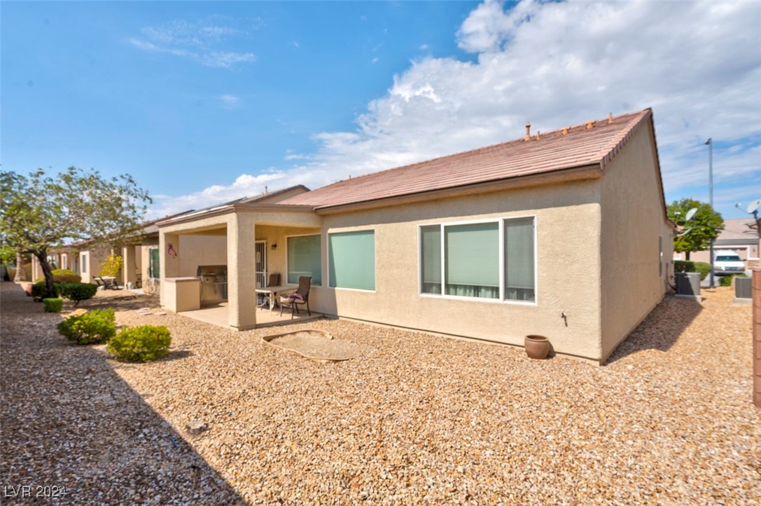 7824 Homing Pigeon Street, North Las Vegas, Nevada image 37