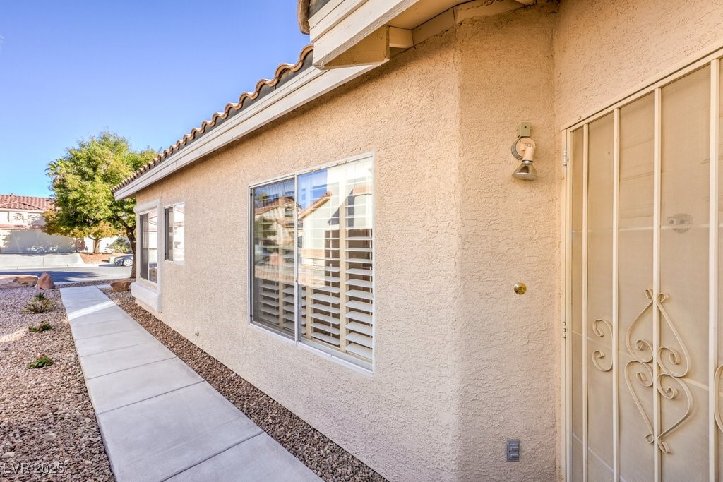 8205 Defiance Avenue