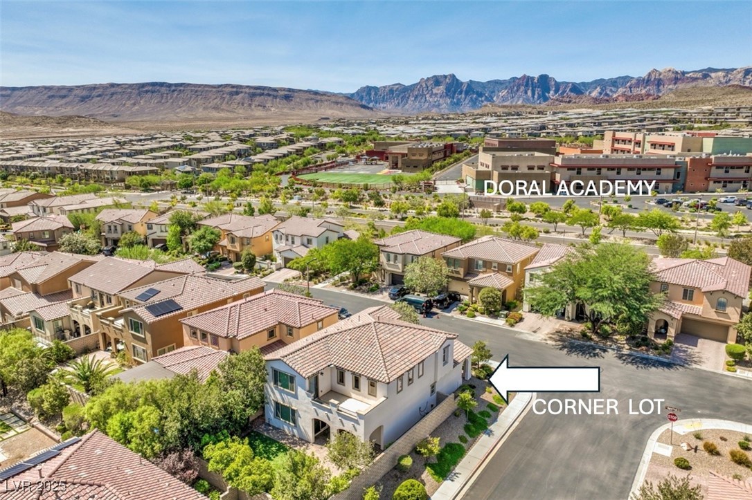 570 Signal Peak Street