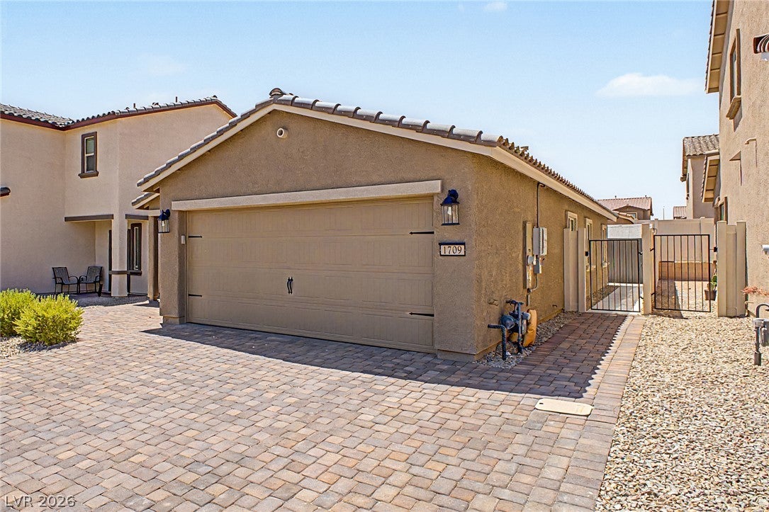 1709 Sandia Rock Avenue