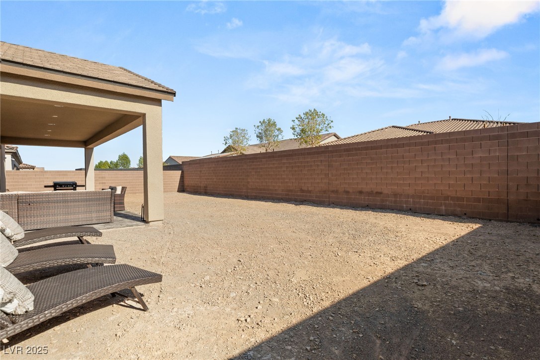 Las Vegas, Nevada 89143, United States, 4 Bedrooms Bedrooms, ,4 BathroomsBathrooms,Residential,Active,13600