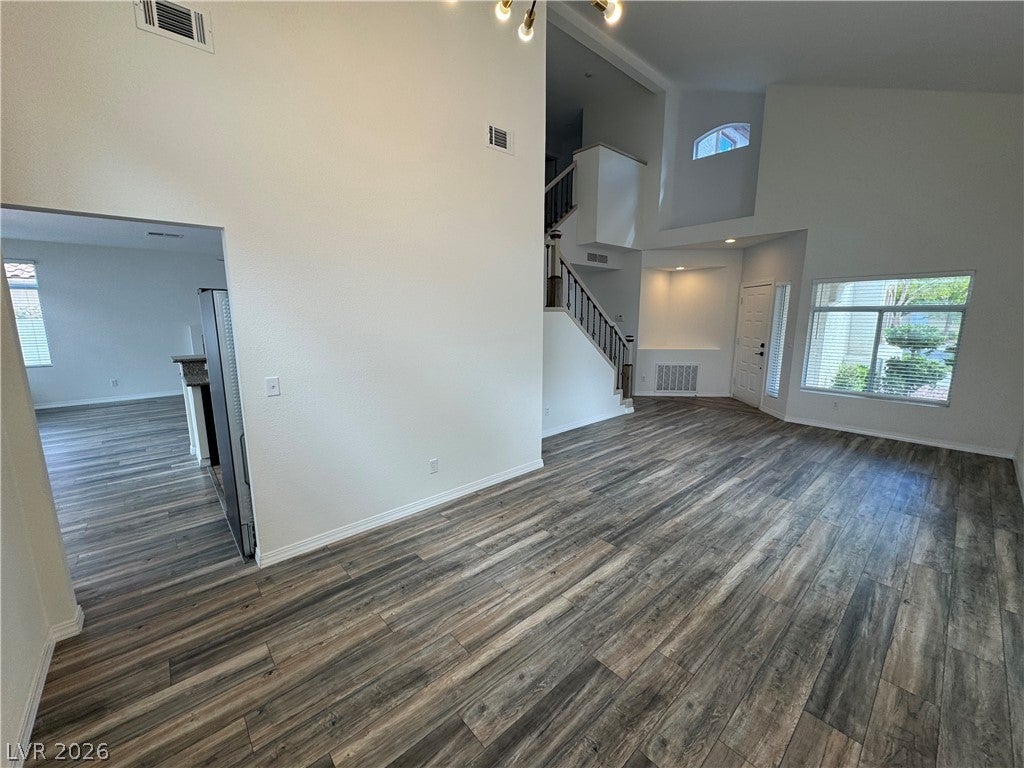 9712 English Saddle Circle