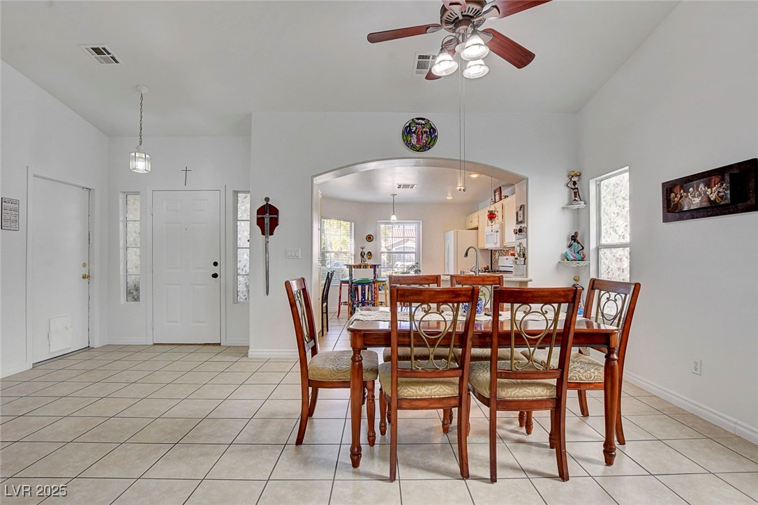 3913 Cutting Horse Avenue, North Las Vegas, Nevada image 7