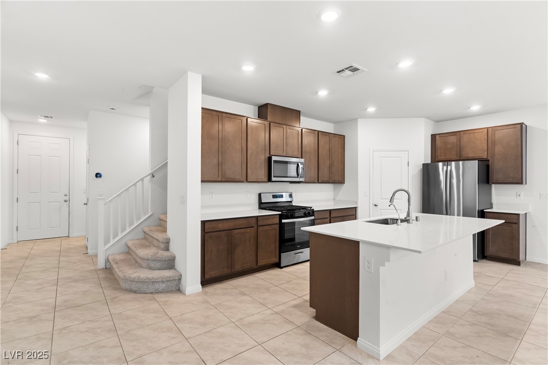 8974 Lucky Crest Street