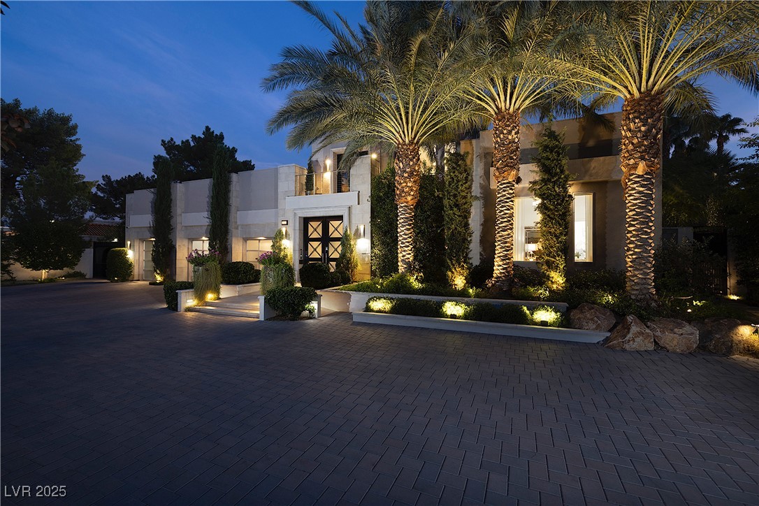 2323 Pinto Lane
