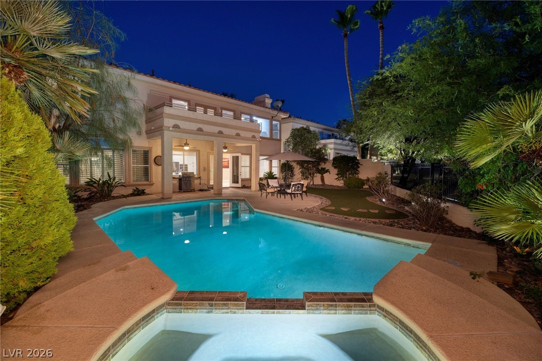 8320 Paseo Vista Drive