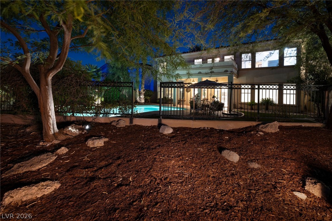 8320 Paseo Vista Drive