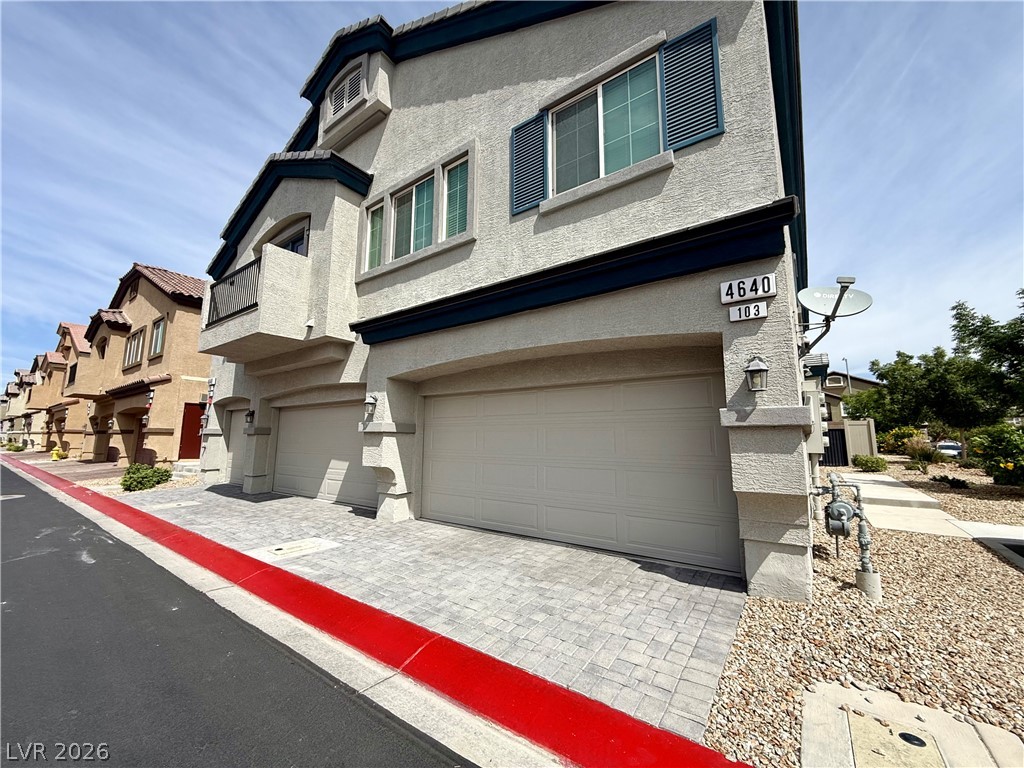 4640 Fuchsia Nights Avenue 103