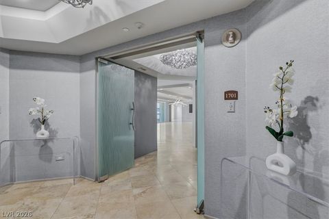 Photo of 2877 Paradise Road #1701, Las Vegas, NV 89109 (MLS # 2770434)