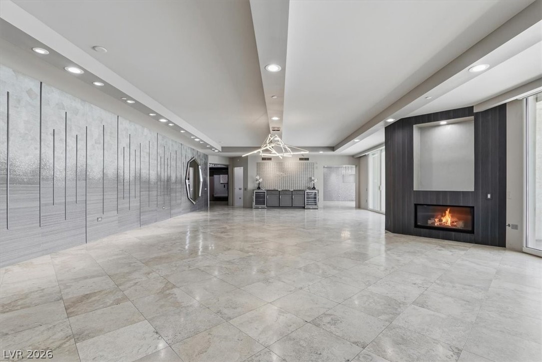 2877 Paradise Road 1701