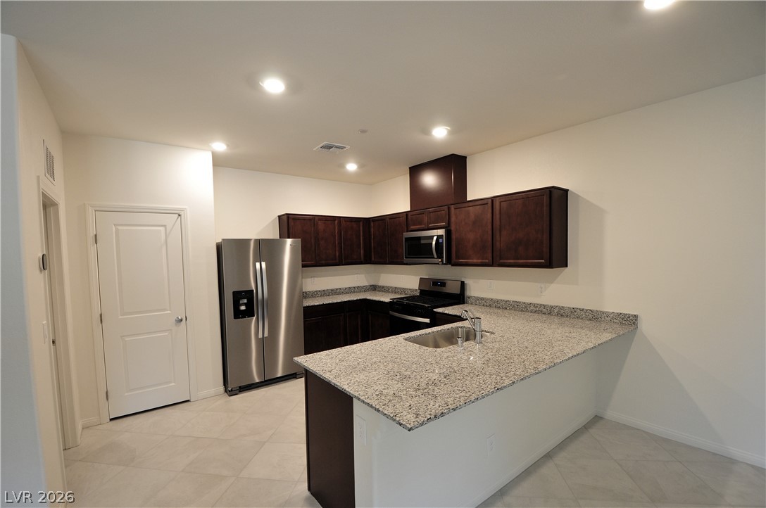 2618 Estremoz Street