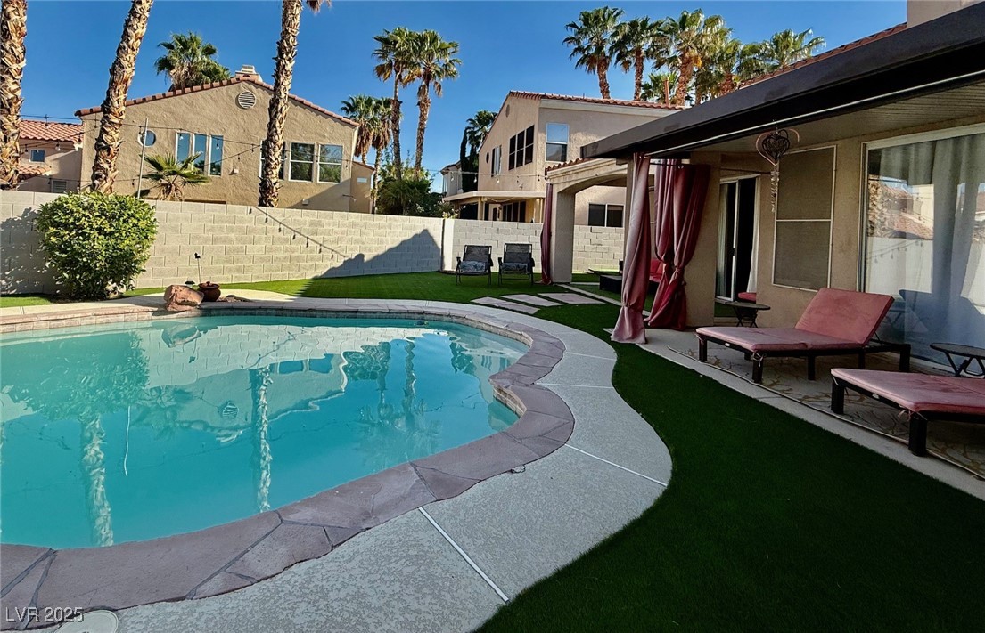 1704 Cordoba Canyon Street, Las Vegas, Nevada image 25