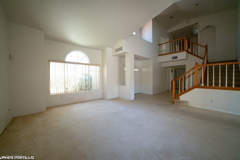 910 HOLLOWBLUFF Avenue