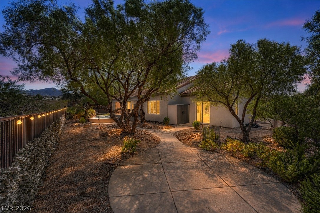 2992 Foxtail Creek Avenue