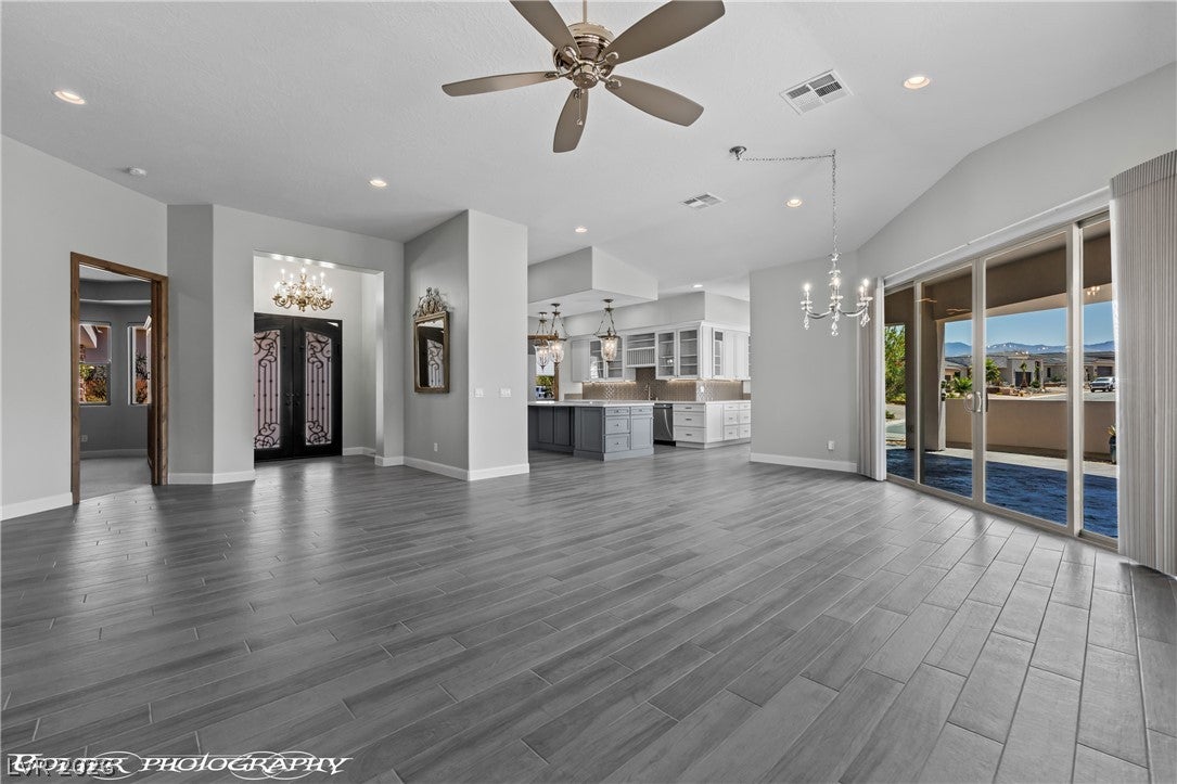 155 Seven Palms Way