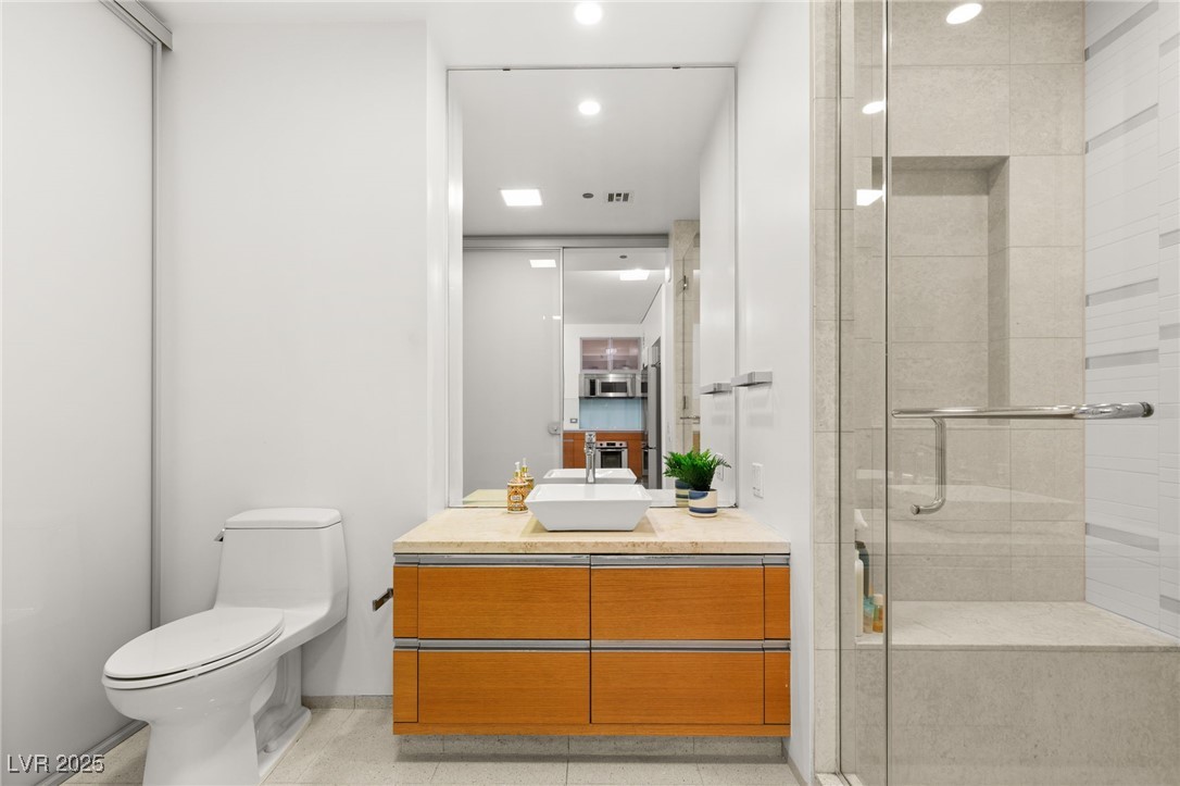 Las Vegas, Nevada 89158, United States, 1 Bedroom Bedrooms, ,1 BathroomBathrooms,Residential,Active,105217