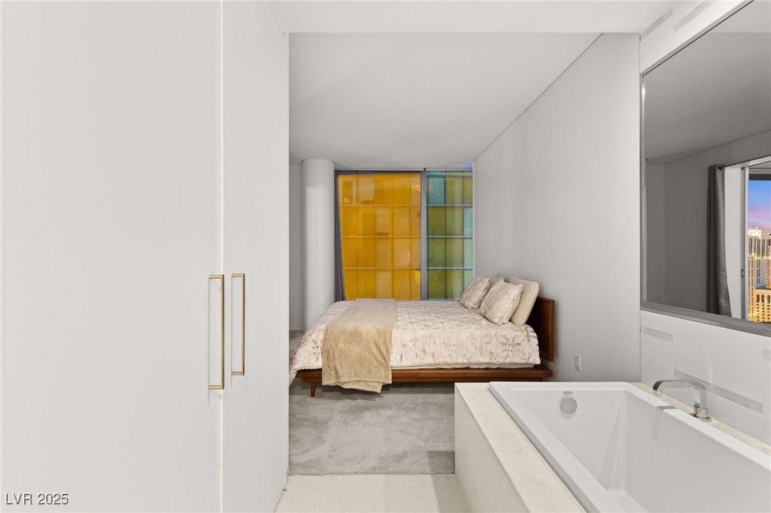 Las Vegas, Nevada 89158, United States, 1 Bedroom Bedrooms, ,1 BathroomBathrooms,Residential,Active,105217