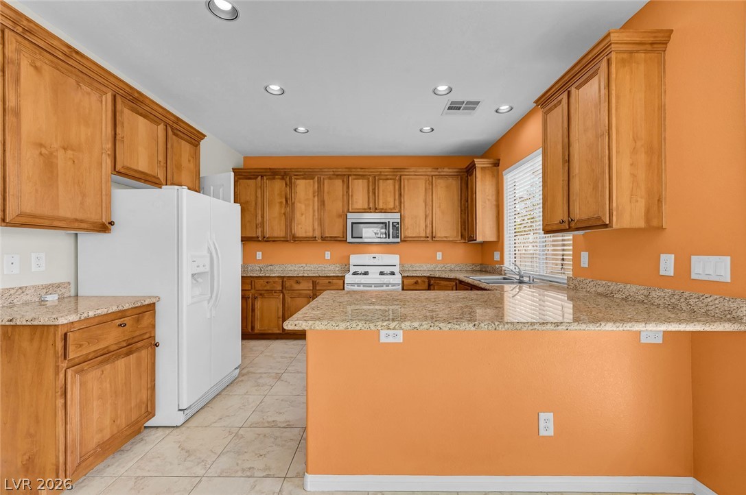977 SPARKLING LIGHT Street