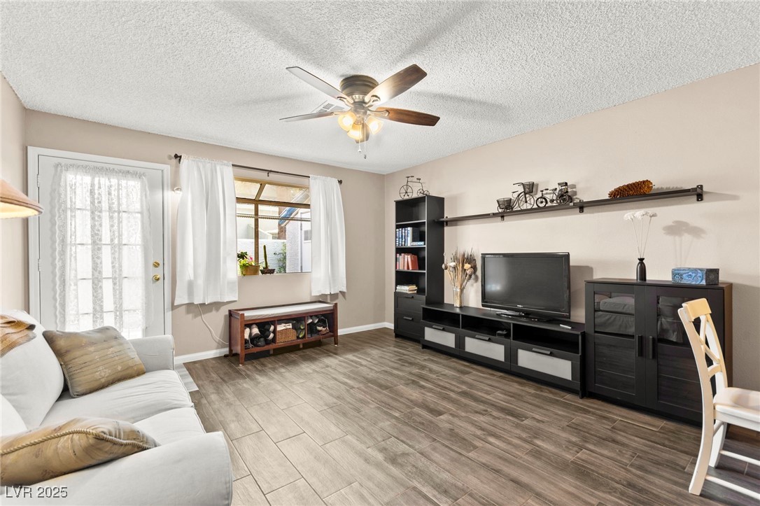 2040 Bavington Drive #D, Las Vegas, Nevada image 4