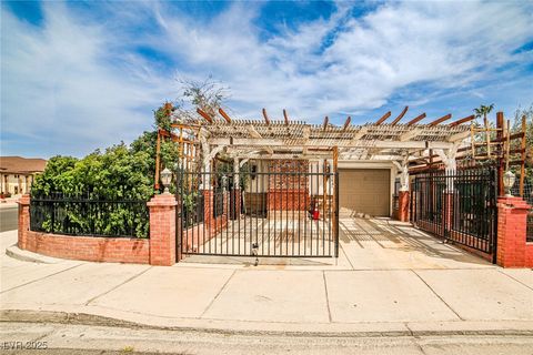 3944 Calle Mirador Las Vegas NV 89103