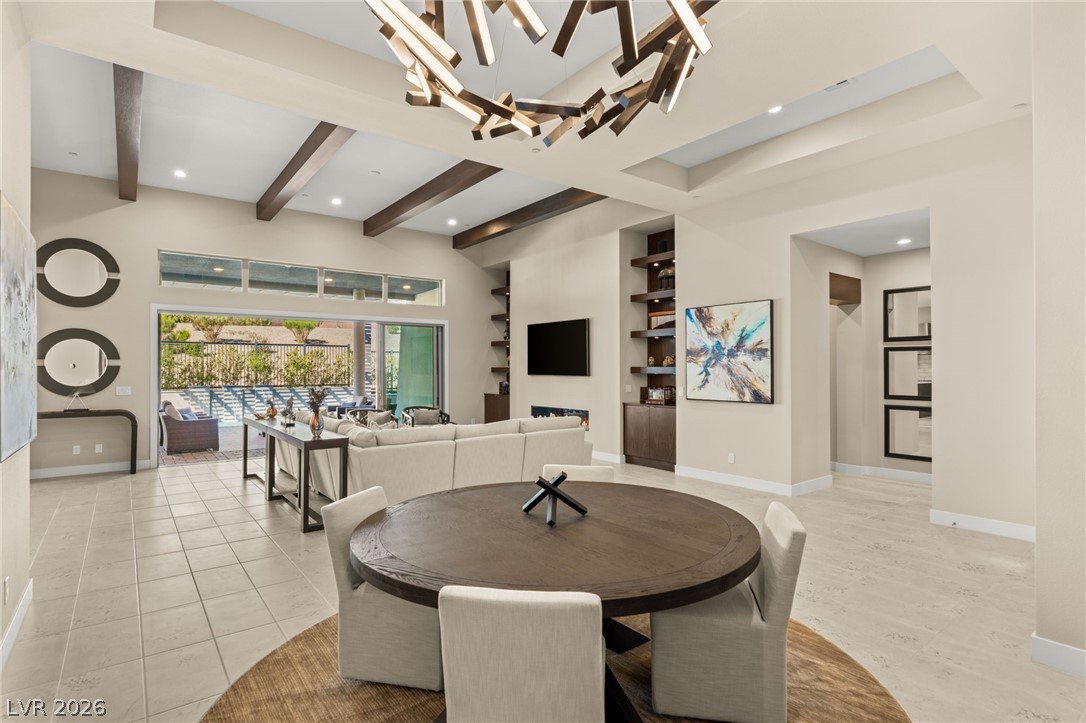 6321 Mojave Sky Street