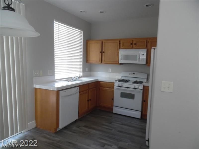 10604 Primrose Arbor Avenue