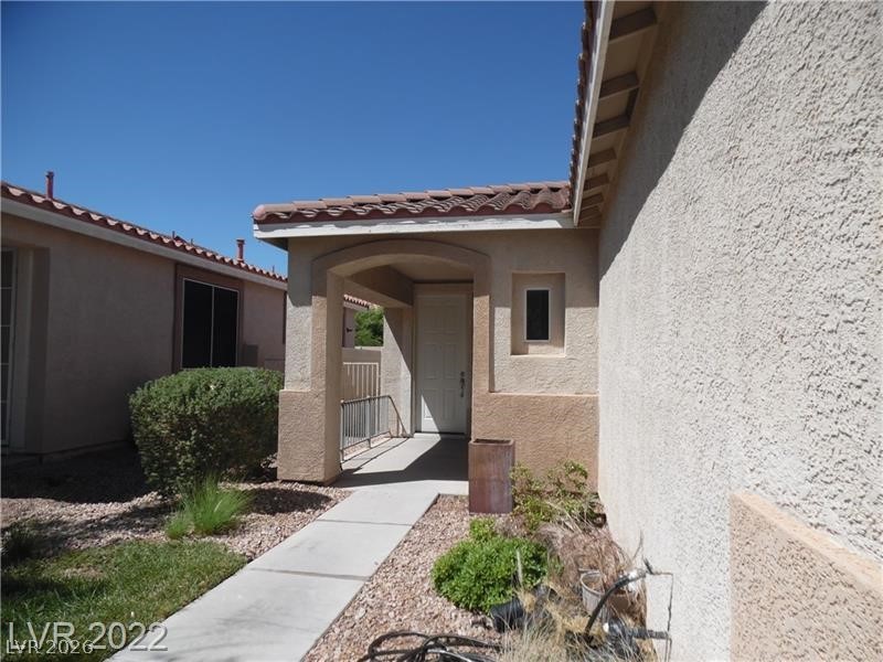 10604 Primrose Arbor Avenue