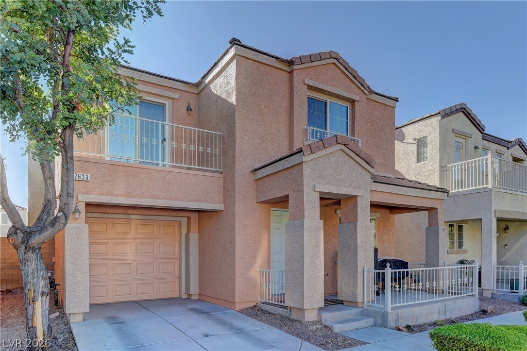 7633 Interlace Street