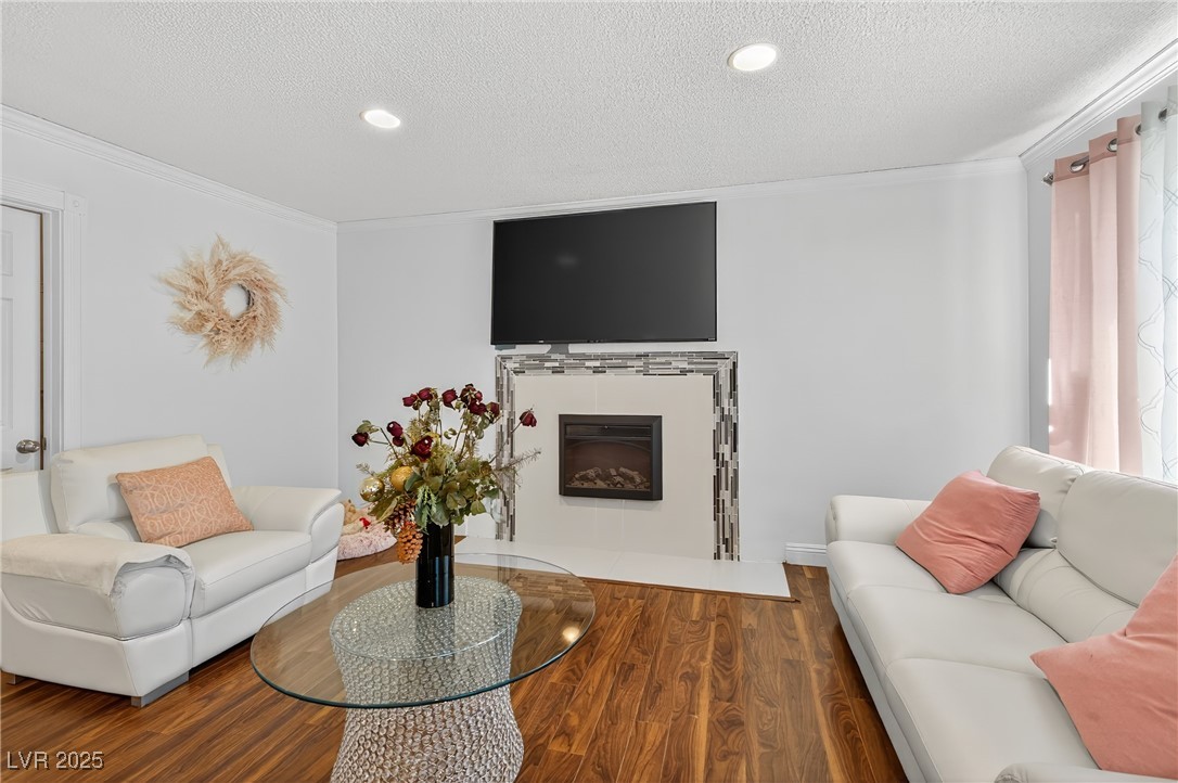 6420 Evergreen Avenue