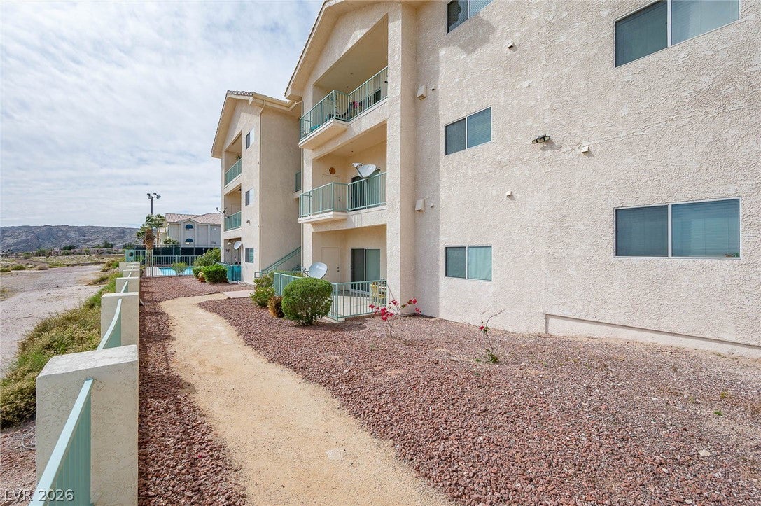 3550 Bay Sands Drive 1086