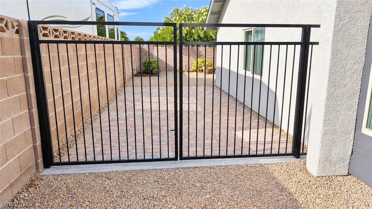 3130 Floral Vista Avenue