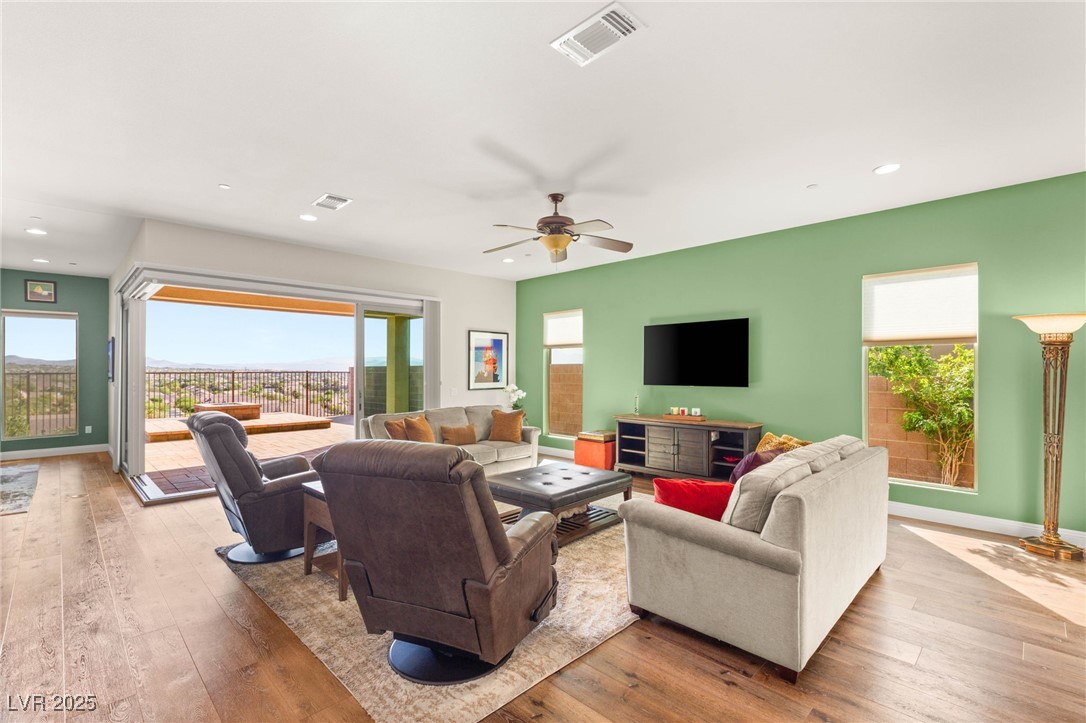 2069 Alto Vista Drive