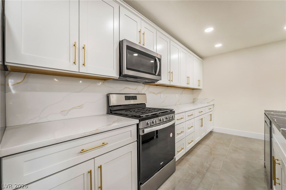 2200 S Fort Apache Road 2073