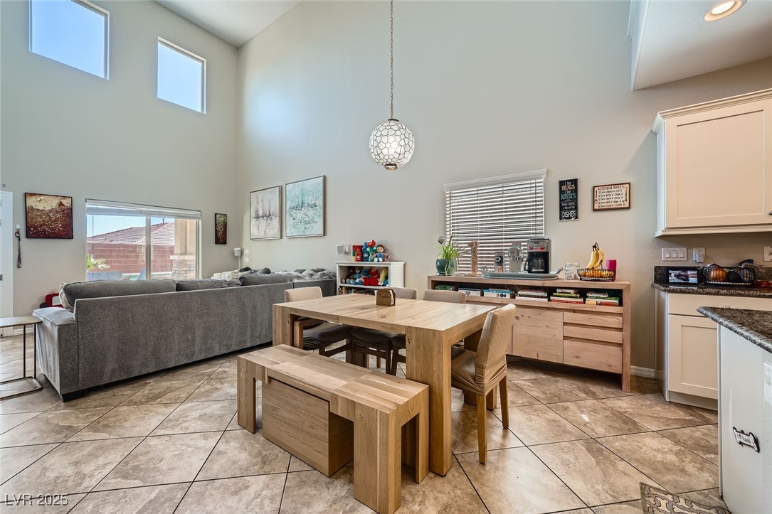 5662 Oak Bend Drive, Las Vegas, Nevada image 4