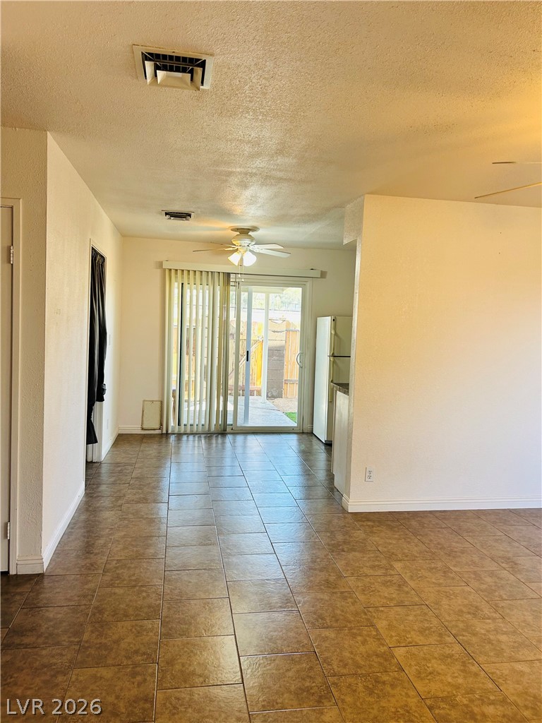 217 E Van Wagenen Street