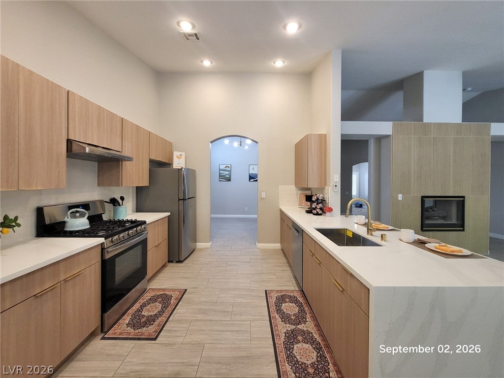 1813 Hill Canyon Lane