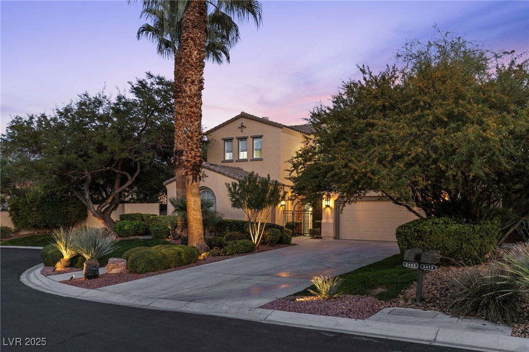 2462 HOLLOW ROCK Court