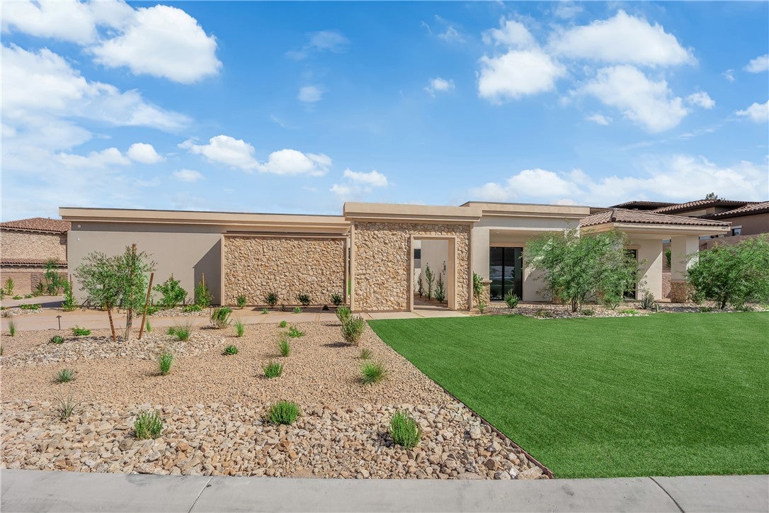 20 Olympia Canyon Way