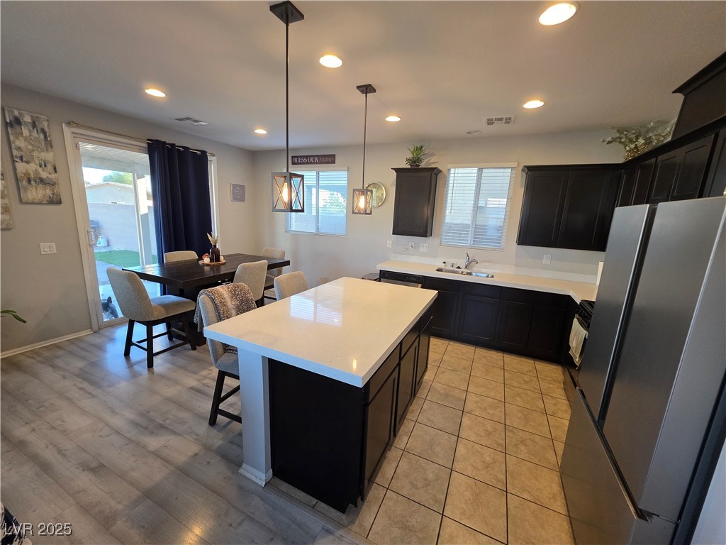 1010 Solemn Cactus Avenue