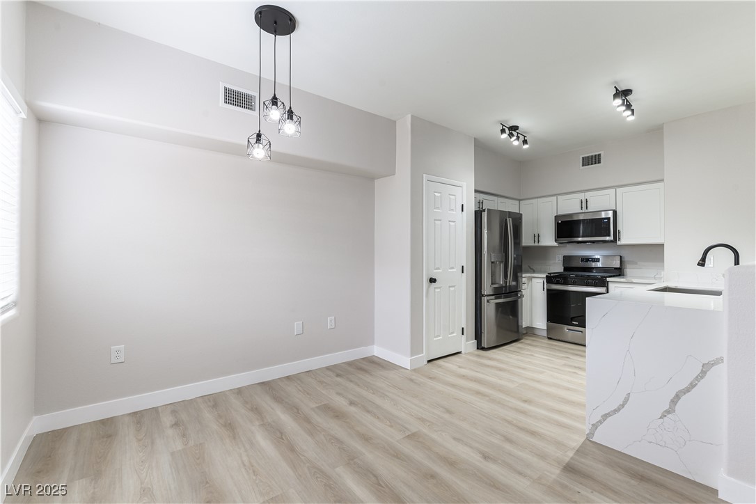 9303 Gilcrease Avenue 1215