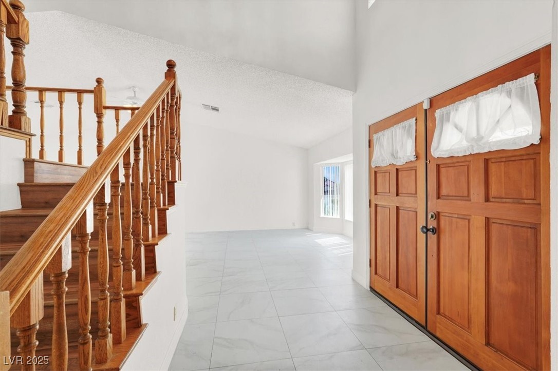 8600 Soneto Lane