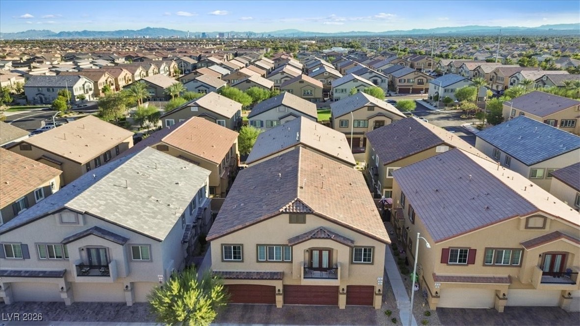 4705 Blaise Avenue 102