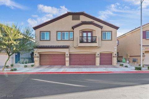 Townhouse For Sale - 4705 Blaise Avenue #102<br/> Clark County, North Las Vegas, NV 89084
