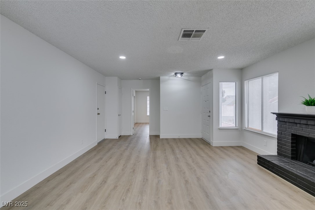 1744 La Cruz Drive, Henderson, Nevada image 5