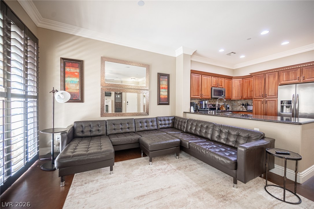 1866 Via Delle Arti 3102